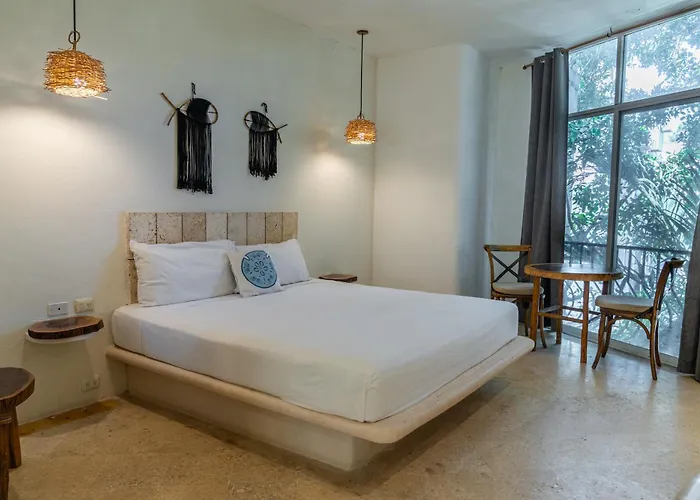 Hotel Tesoro Escondido