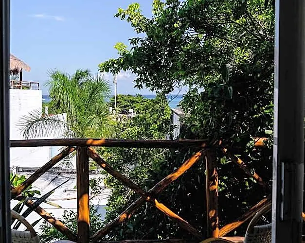 Tesoro Escondido Hotel 2*